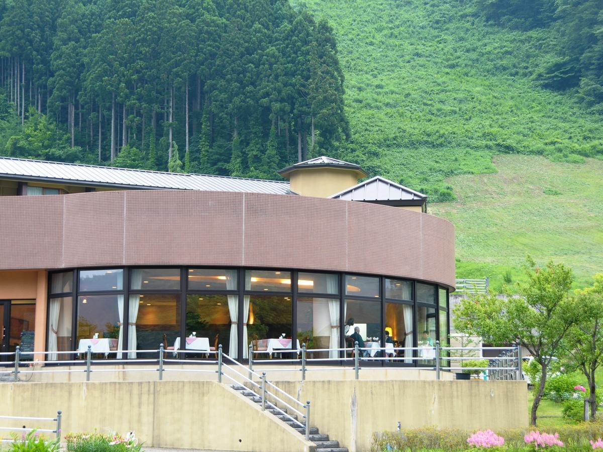 Spa & Resort Hotel Akinomiyasanso Akita Esterno foto
